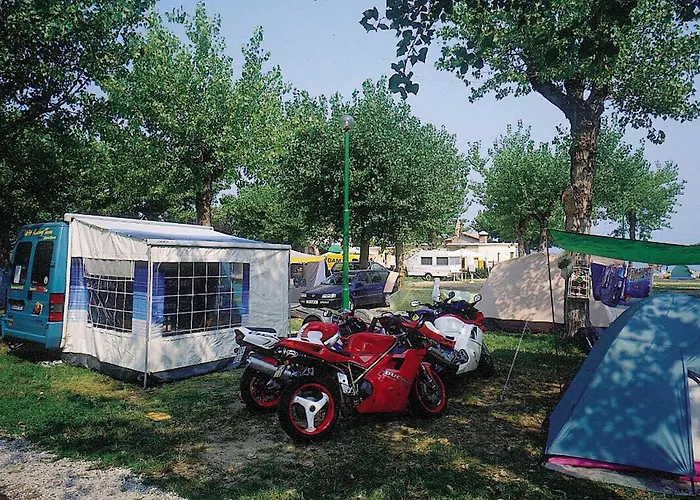 Κάμπινγκ Wien Πεσκιέρα ντελ Γκάρντα